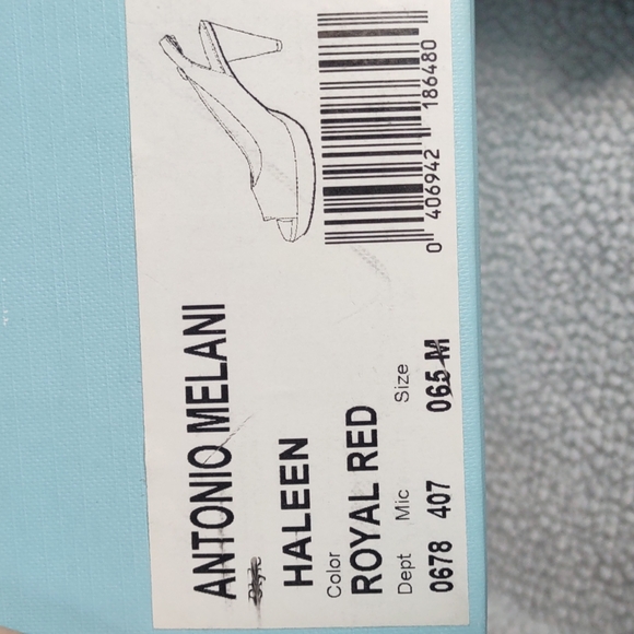 Antonio Melani Haleen Peep-toe Sling-back heels. - Picture 4 of 6